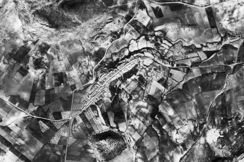 Ortofoto de 1956-1957 del núcleo de Cuevas del Becerro