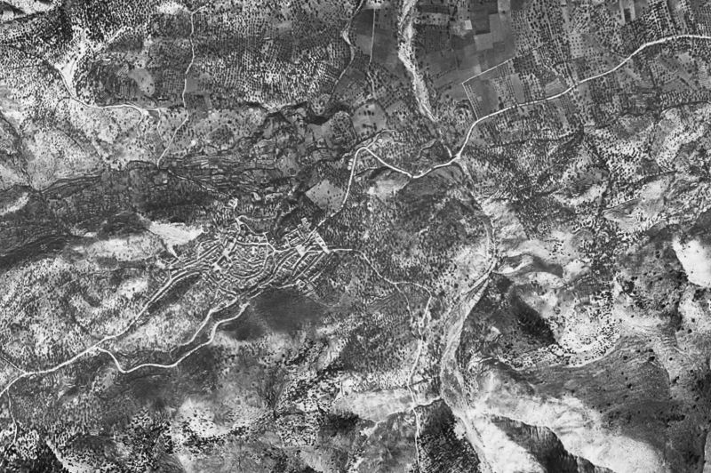 Ortofoto de 1956-1957 del núcleo de Monda