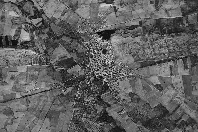 Ortofoto de 1956-1957 del núcleo de Los Arcos