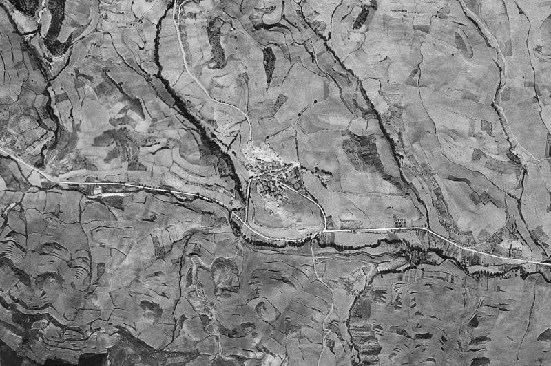 Ortofoto de 1956-1957 del núcleo de Azuelo