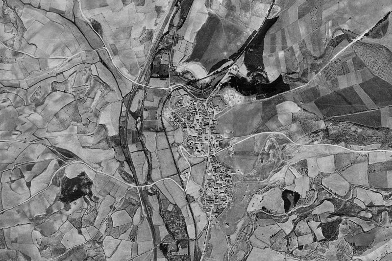 Ortofoto de 1956-1957 del núcleo de Barásoain