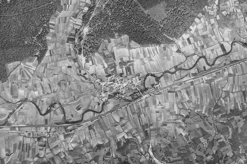 Ortofoto de 1956-1957 del núcleo de Ziordia