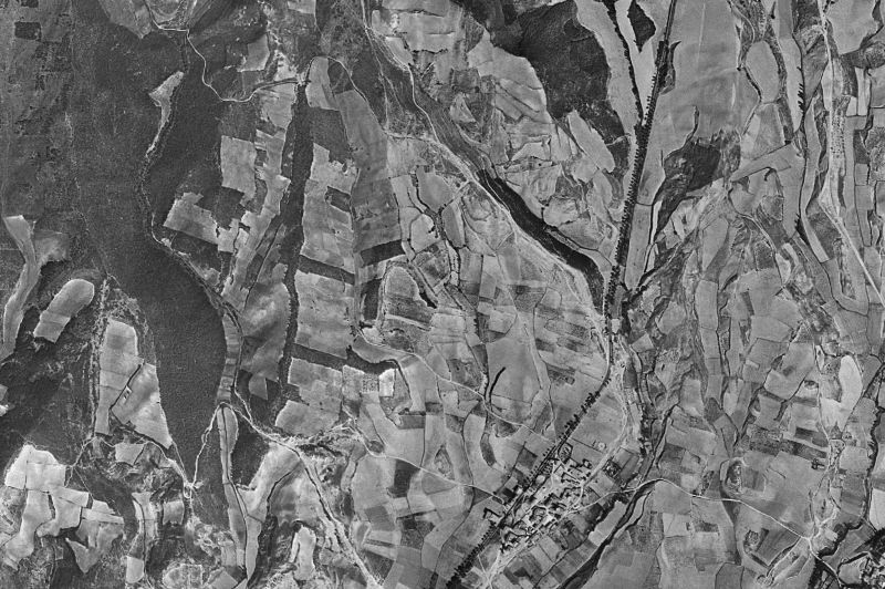 Ortofoto de 1956-1957 del núcleo de Legarda