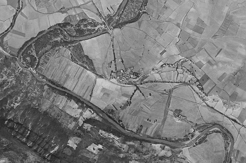 Ortofoto de 1956-1957 del núcleo de Lónguida/Longida