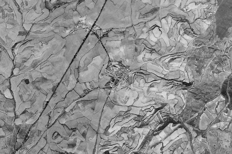 Ortofoto de 1956-1957 del núcleo de Luquin