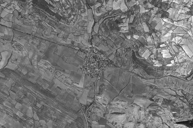 Ortofoto de 1956-1957 del núcleo de Mañeru