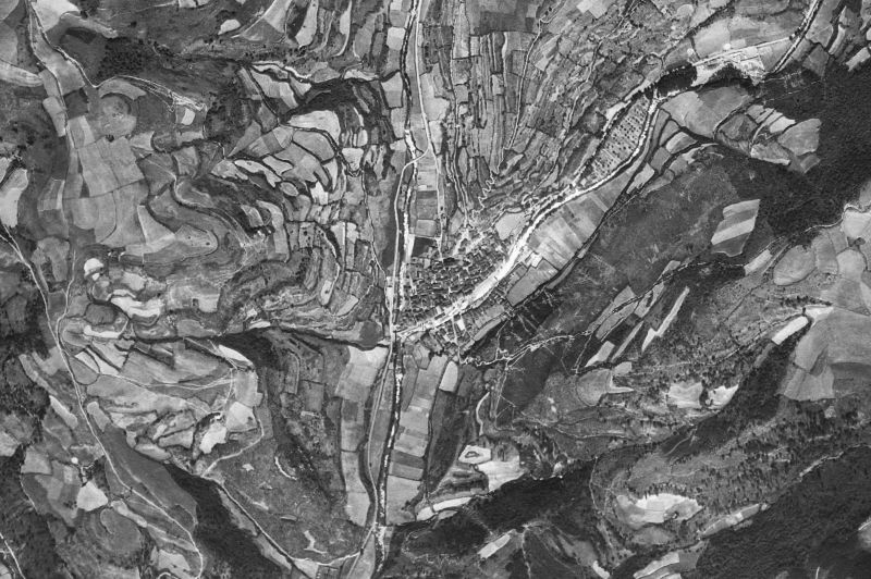 Ortofoto de 1956-1957 del núcleo de Ochagavía/Otsagabia