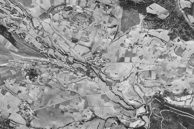 Ortofoto de 1956-1957 del núcleo de Valle de Ollo/Ollaran