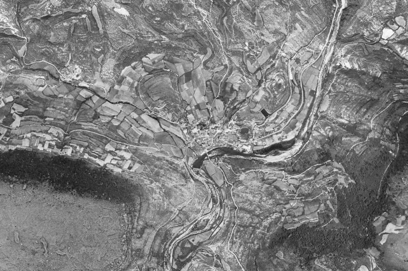 Ortofoto de 1956-1957 del núcleo de Oroz-Betelu/Orotz-Betelu