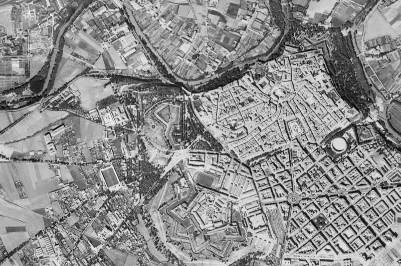 Ortofoto de 1956-1957 del núcleo de Pamplona/Iruña