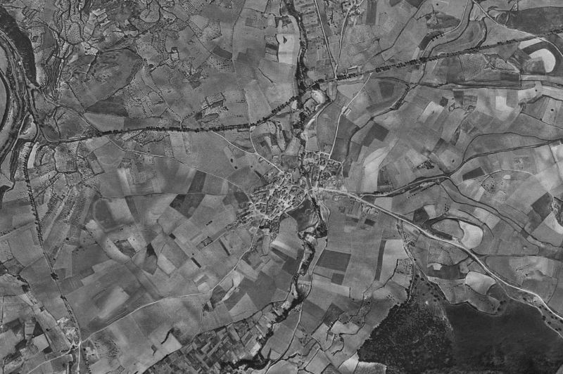 Ortofoto de 1956-1957 del núcleo de Villatuerta