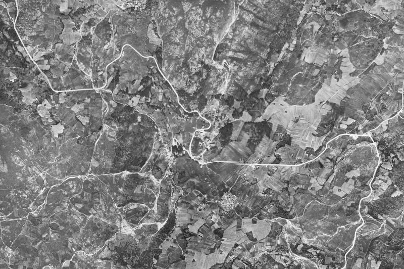 Ortofoto de 1956-1957 del núcleo de Avión