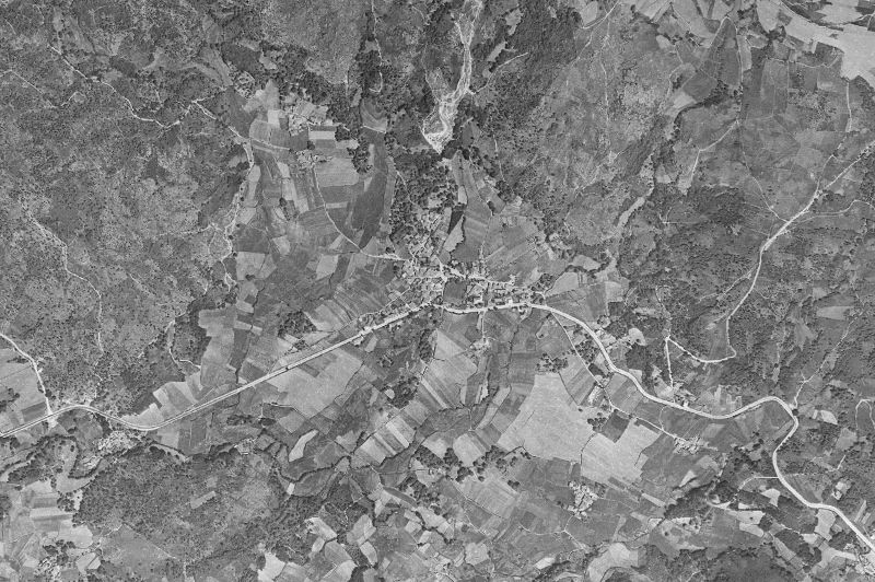 Ortofoto de 1956-1957 del núcleo de Esgos
