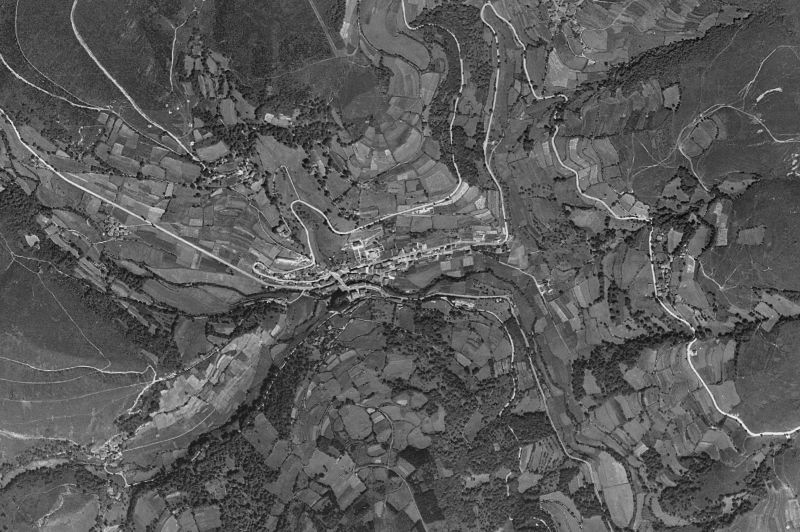 Ortofoto de 1956-1957 del núcleo de Allande