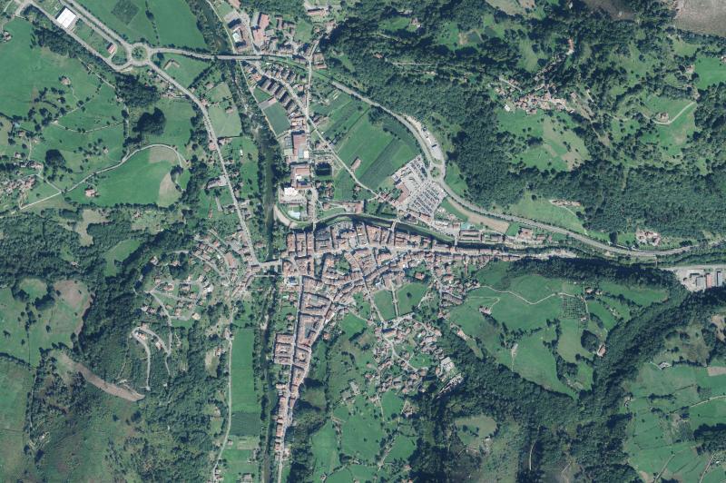 Ortofoto actual del núcleo de Cangas de Onís