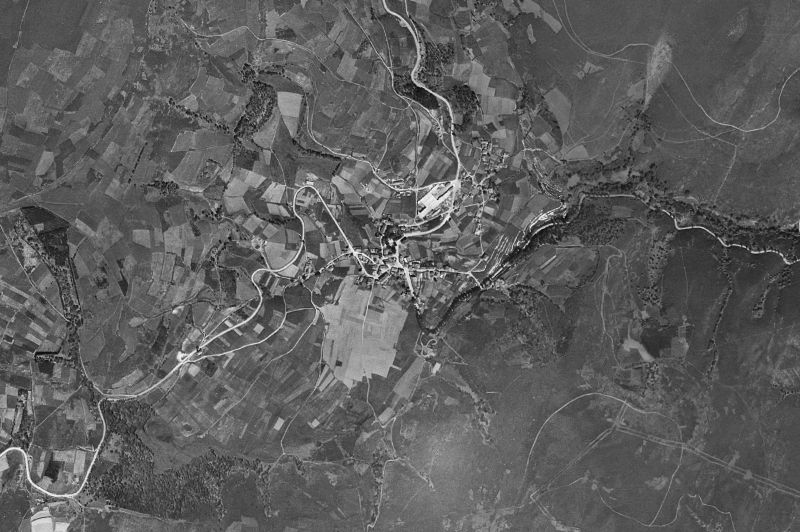 Ortofoto de 1956-1957 del núcleo de Grandas de Salime