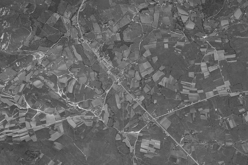 Ortofoto de 1956-1957 del núcleo de Llanera