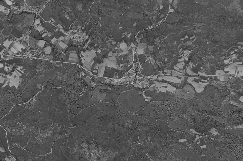 Ortofoto de 1956-1957 del núcleo de Onís