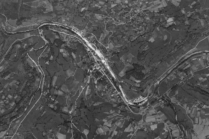 Ortofoto de 1956-1957 del núcleo de Piloña