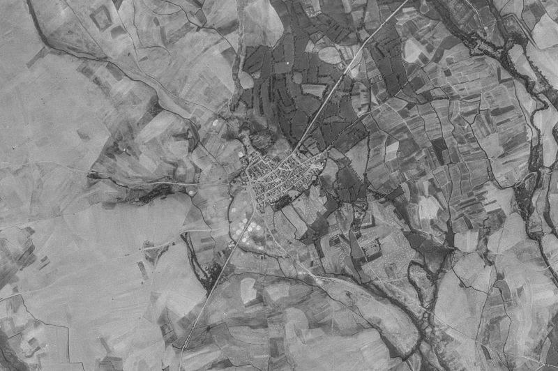 Ortofoto de 1956-1957 del núcleo de Bustillo de la Vega