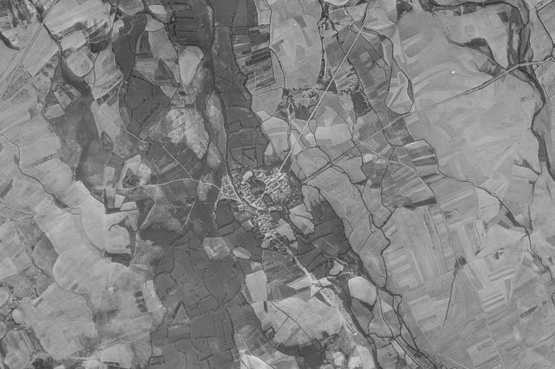 Ortofoto de 1956-1957 del núcleo de Pedrosa de la Vega
