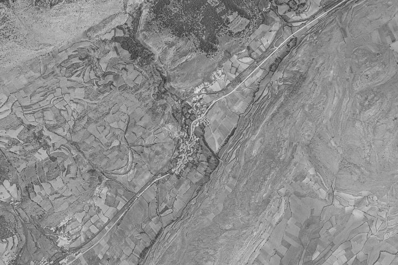 Ortofoto de 1956-1957 del núcleo de Santibáñez de la Peña