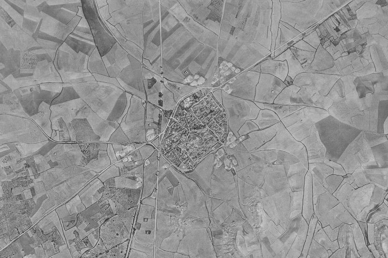 Ortofoto de 1956-1957 del núcleo de Támara de Campos