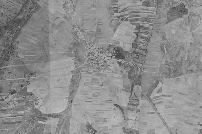 Ortofoto de 1956-1957 del núcleo de Villota del Páramo