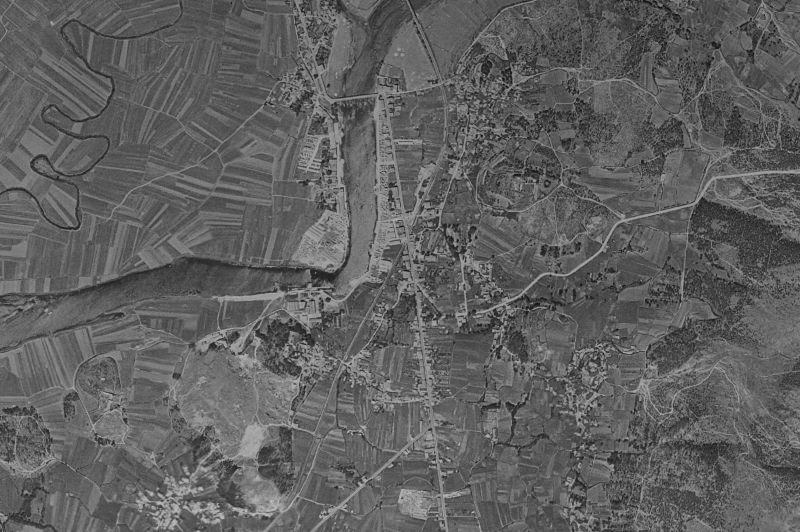 Ortofoto de 1956-1957 del núcleo de Pontecesures