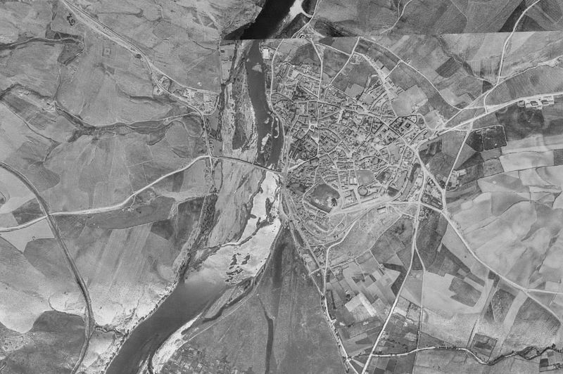 Ortofoto de 1956-1957 del núcleo de Alba de Tormes