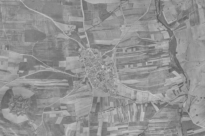Ortofoto de 1956-1957 del núcleo de Aldea del Obispo