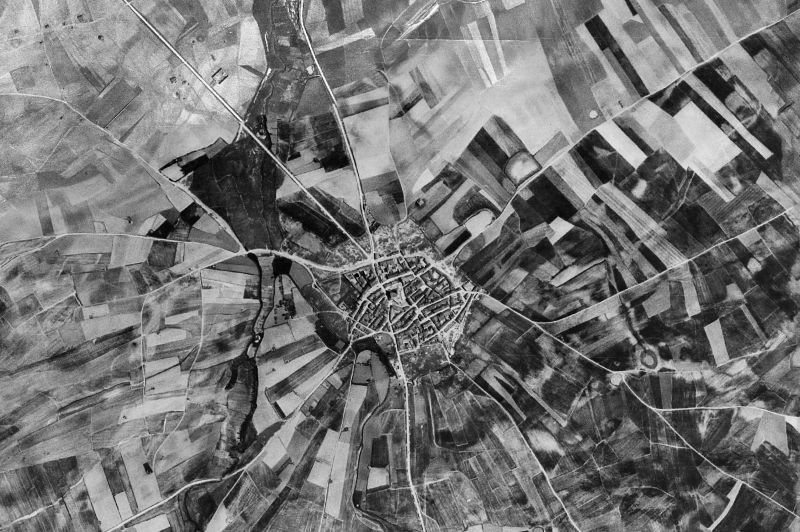 Ortofoto de 1956-1957 del núcleo de Aldeaseca de la Frontera