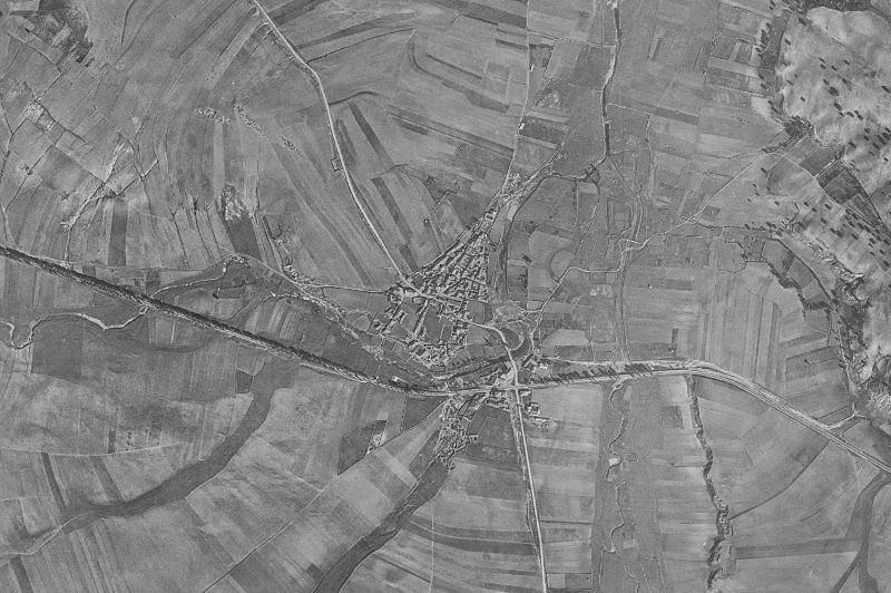 Ortofoto de 1956-1957 del núcleo de Golpejas