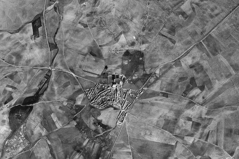 Ortofoto de 1956-1957 del núcleo de Paradinas de San Juan