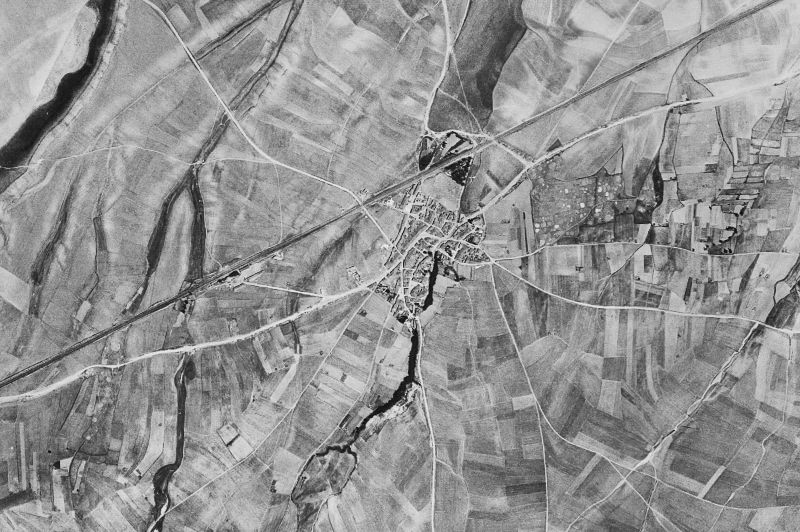 Ortofoto de 1956-1957 del núcleo de El Pedroso de la Armuña