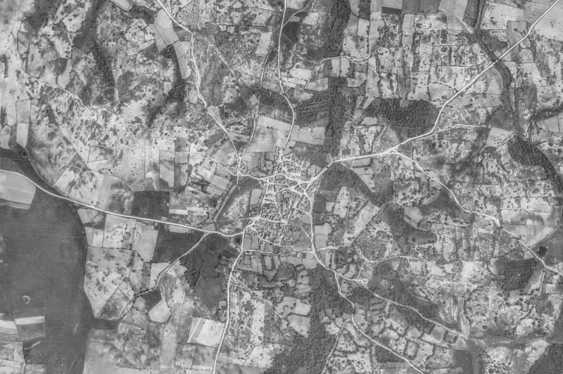 Ortofoto de 1956-1957 del núcleo de La Redonda