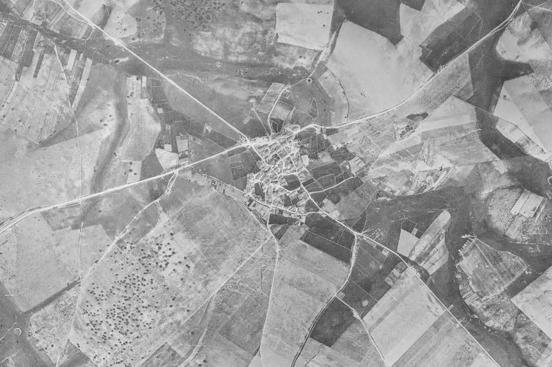 Ortofoto de 1956-1957 del núcleo de Sando
