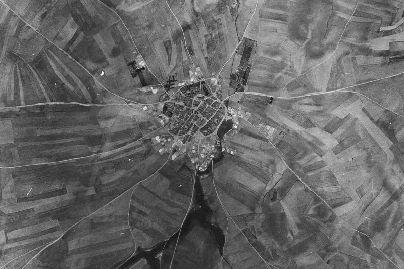 Ortofoto de 1956-1957 del núcleo de Tarazona de Guareña