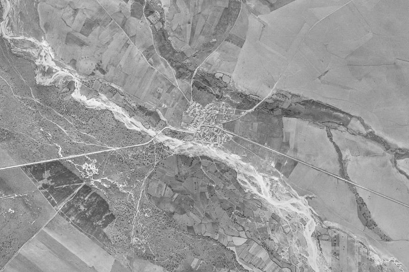 Ortofoto de 1956-1957 del núcleo de Tenebrón