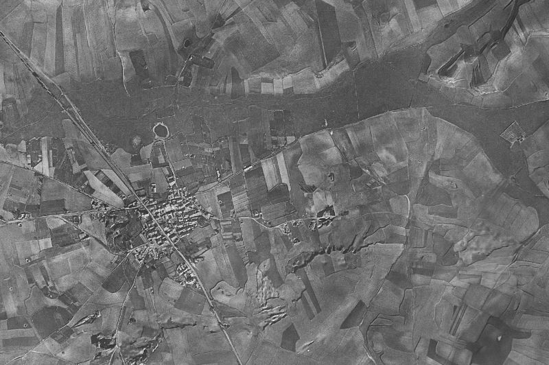 Ortofoto de 1956-1957 del núcleo de Villamayor