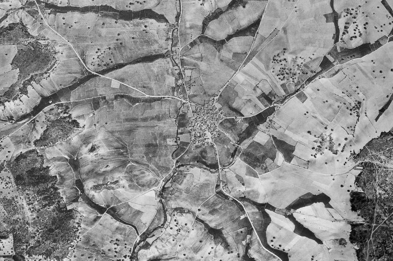 Ortofoto de 1956-1957 del núcleo de Zamayón