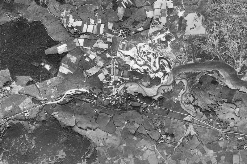 Ortofoto de 1956-1957 del núcleo de Bárcena de Cicero