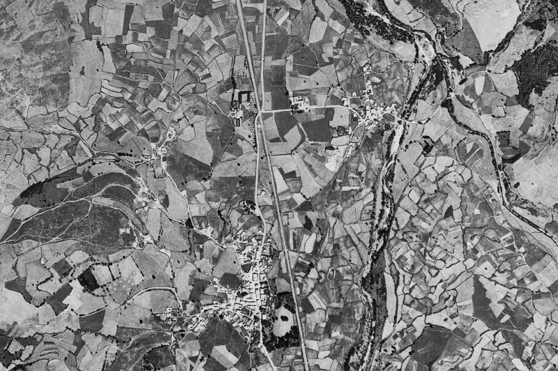Ortofoto de 1956-1957 del núcleo de Molledo
