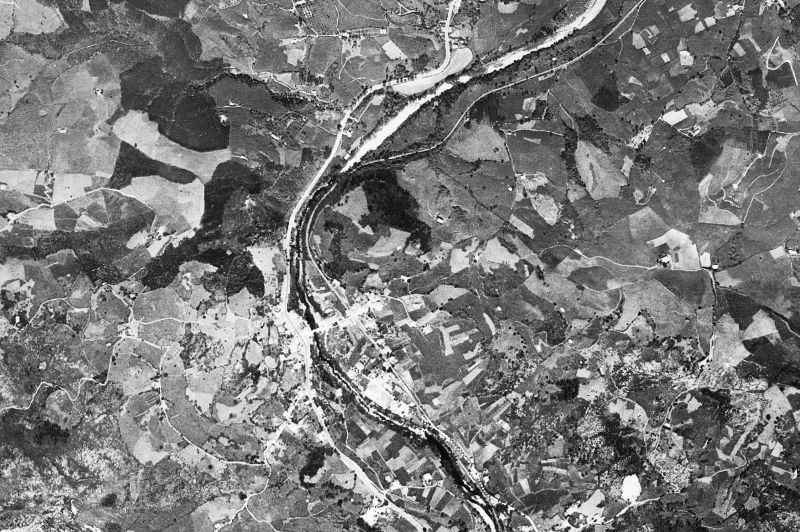 Ortofoto de 1956-1957 del núcleo de Puente Viesgo
