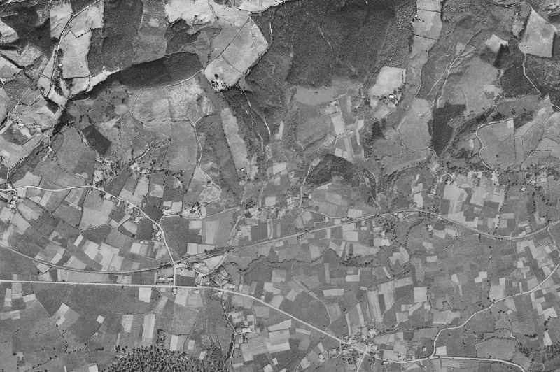 Ortofoto de 1956-1957 del núcleo de Ribamontán al Monte