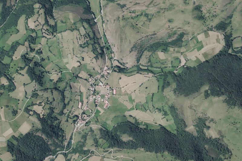 Ortofoto actual del núcleo de San Miguel de Aguayo