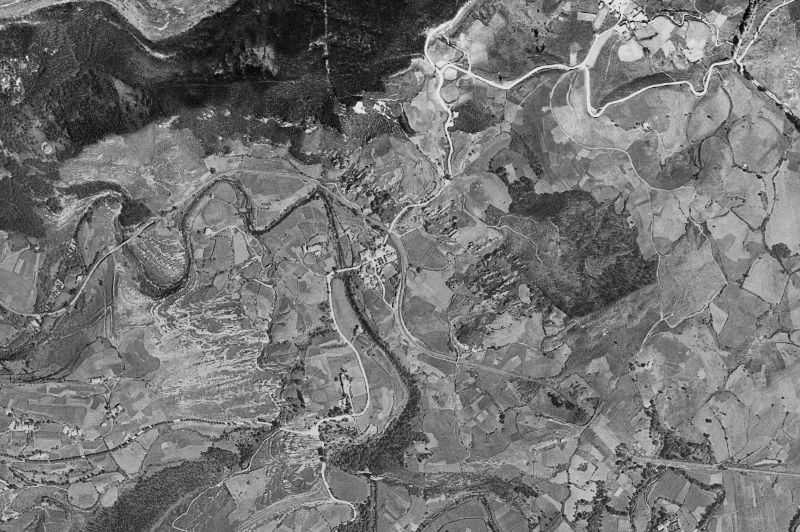 Ortofoto de 1956-1957 del núcleo de Valdáliga