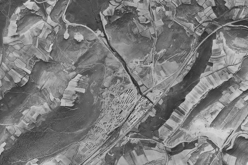 Ortofoto de 1956-1957 del núcleo de Valdeolea