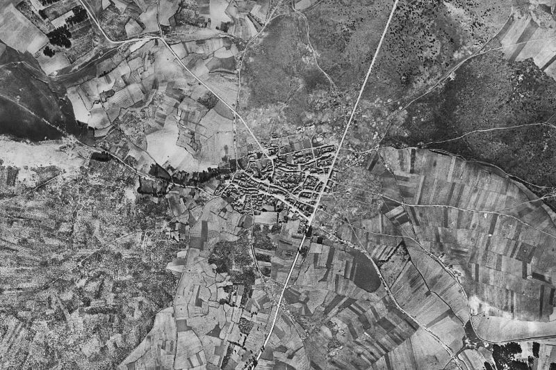 Ortofoto de 1956-1957 del núcleo de Adrados