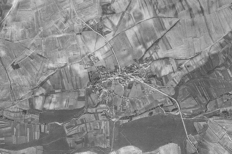 Ortofoto de 1956-1957 del núcleo de Barbolla
